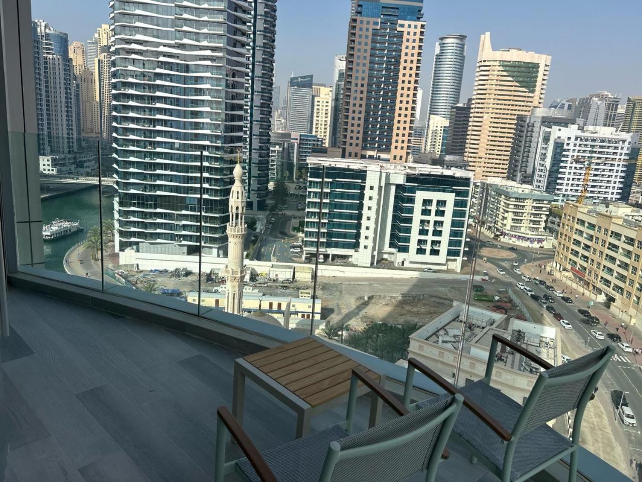 Dubai Marina Walk Gem Modern Apartments With Pool & Gym Access, Steps To Beach & Metro Managed By Sunnyhomes Rom bilde